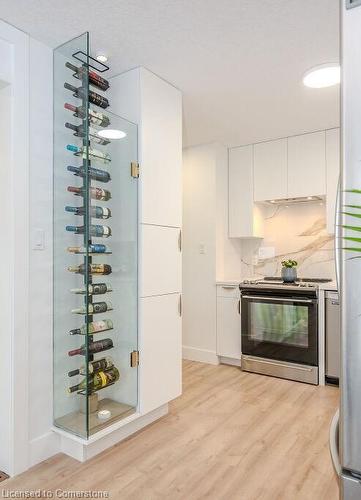 53 Deerpath Drive, Guelph, ON - Indoor Photo Showing Kitchen