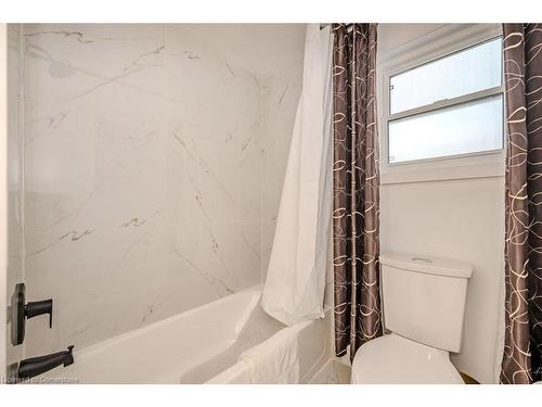 53 Deerpath Drive, Guelph, ON - Indoor Photo Showing Bathroom