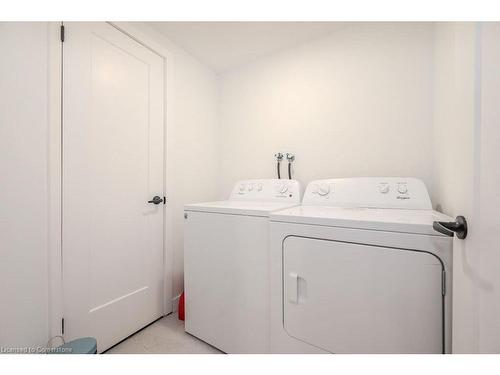 53 Deerpath Drive, Guelph, ON - Indoor Photo Showing Laundry Room