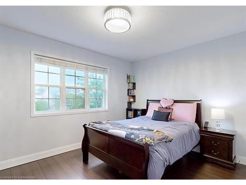 120 Osborn Avenue, Brantford, ON - Indoor Photo Showing Bedroom