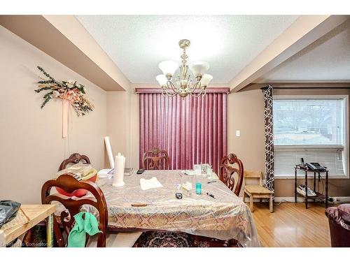 1029 Elgin St N, Cambridge, ON - Indoor Photo Showing Dining Room