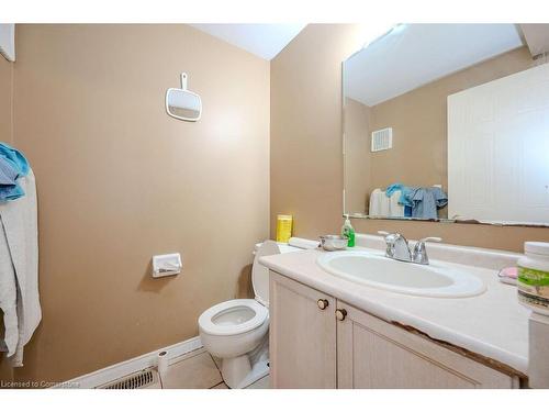 1029 Elgin St N, Cambridge, ON - Indoor Photo Showing Bathroom