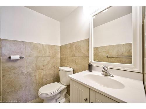 1714-390 Dixon Road, Toronto, ON - Indoor Photo Showing Bathroom