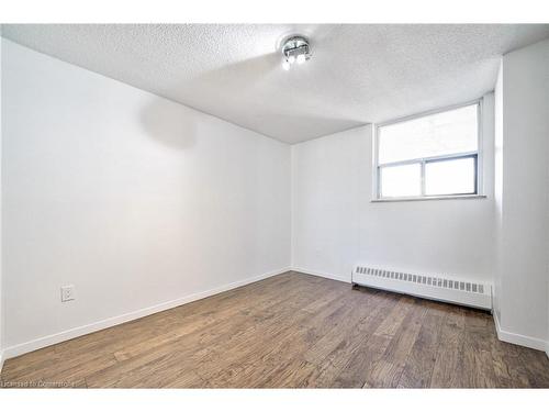 1714-390 Dixon Road, Toronto, ON - Indoor Photo Showing Other Room