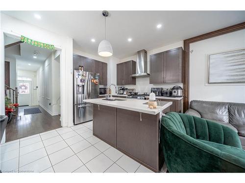 50 Adventura Road, Peel, ON - Indoor Photo Showing Kitchen