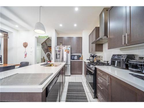 50 Adventura Road, Peel, ON - Indoor Photo Showing Kitchen With Upgraded Kitchen