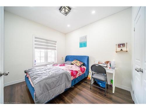 50 Adventura Road, Peel, ON - Indoor Photo Showing Bedroom