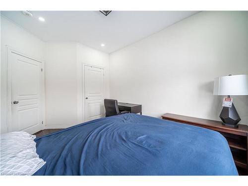 50 Adventura Road, Peel, ON - Indoor Photo Showing Bedroom