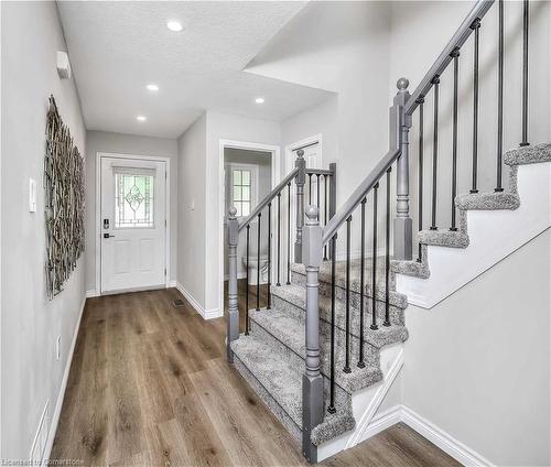 Upper-608 Woolgrass Avenue, Waterloo, ON - Indoor Photo Showing Other Room