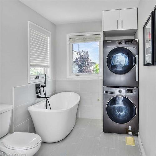 Upper-608 Woolgrass Avenue, Waterloo, ON - Indoor Photo Showing Laundry Room