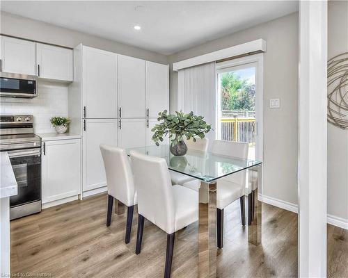 Upper-608 Woolgrass Avenue, Waterloo, ON - Indoor Photo Showing Dining Room