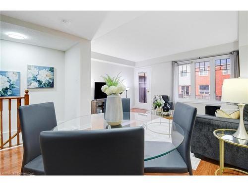 5050 Intrepid Drive, Mississauga, ON - Indoor Photo Showing Dining Room