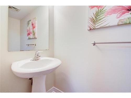 5050 Intrepid Drive, Mississauga, ON - Indoor Photo Showing Bathroom