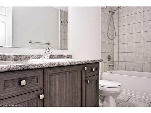 184 Maitland Street, Kitchener, ON - Indoor Photo Showing Bathroom