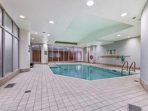 14-93 The Queensway Way, Toronto, ON - Indoor Photo Showing Other Room With In Ground Pool