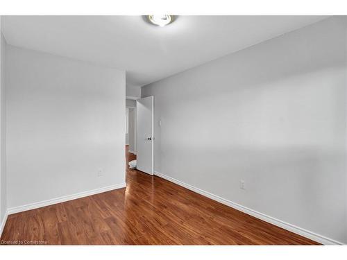 6-270 Timberbank Boulevard, Toronto, ON - Indoor Photo Showing Other Room