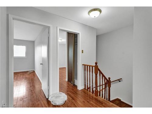 6-270 Timberbank Boulevard, Toronto, ON - Indoor Photo Showing Other Room