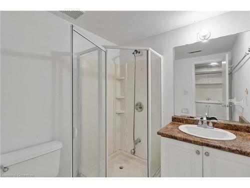 6-270 Timberbank Boulevard, Toronto, ON - Indoor Photo Showing Bathroom