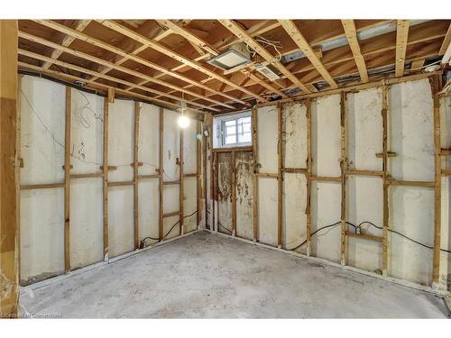 6-270 Timberbank Boulevard, Toronto, ON - Indoor Photo Showing Basement