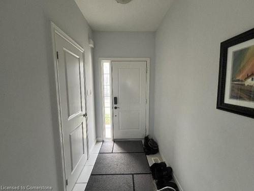 118 Dunrobin Lane, Grimsby, ON - Indoor Photo Showing Other Room