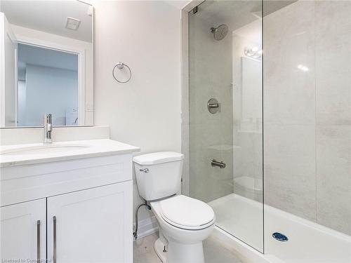 47 Alderney Avenue, Hamilton, ON - Indoor Photo Showing Bathroom