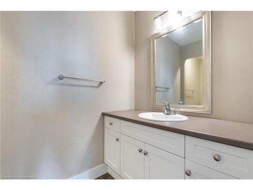 161-1960 Dalmagarry Road, London, ON - Indoor Photo Showing Bathroom