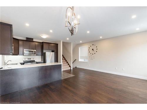 161-1960 Dalmagarry Road, London, ON - Indoor Photo Showing Kitchen