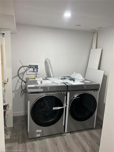 (Basment)-158 Tartan Avenue, Kitchener, ON - Indoor Photo Showing Laundry Room