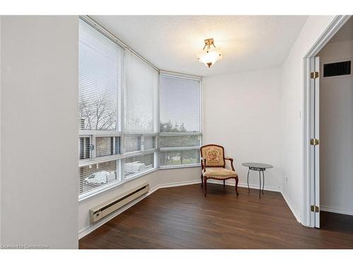 311-310 Mill Street, Peel, ON - Indoor Photo Showing Other Room