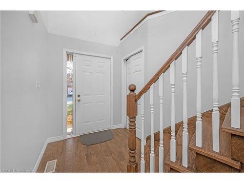 25 Westvillage Drive, Hamilton, ON - Indoor Photo Showing Other Room