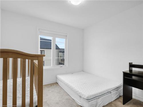 341 Callaway Road, London, ON - Indoor Photo Showing Bedroom