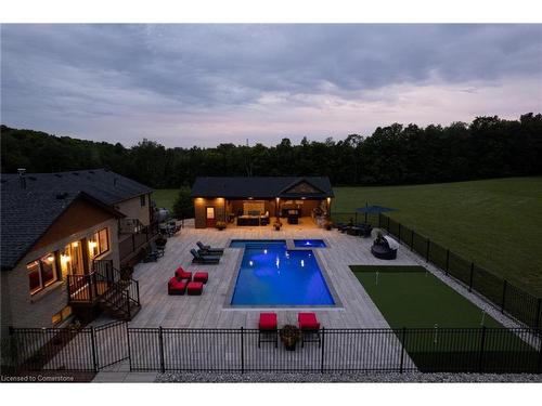 1371 10Th Concession Road West W, Hamilton, ON - Outdoor With In Ground Pool