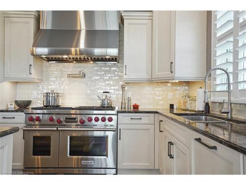 434555 4Th Line, Amaranth, ON - Indoor Photo Showing Kitchen With Double Sink With Upgraded Kitchen