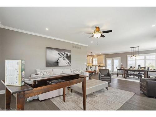 434555 4Th Line, Amaranth, ON - Indoor Photo Showing Living Room