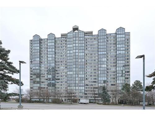 308-305 Webb Drive, Mississauga, ON - Outdoor With Facade