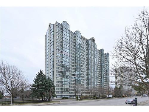 308-305 Webb Drive, Mississauga, ON - Outdoor With Facade