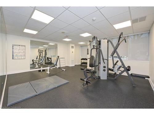 308-305 Webb Drive, Mississauga, ON - Indoor Photo Showing Gym Room