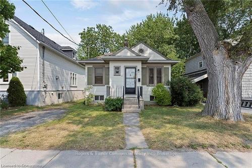 Bsmt-211 Toronto Street, Kingston, ON - Outdoor With Facade