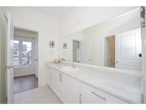 46 Eastman Drive, Brampton, ON - Indoor Photo Showing Bathroom