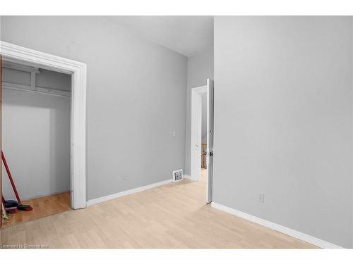 5 Marlborough Street, Brantford, ON - Indoor Photo Showing Other Room