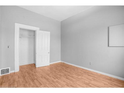 5 Marlborough Street, Brantford, ON - Indoor Photo Showing Other Room