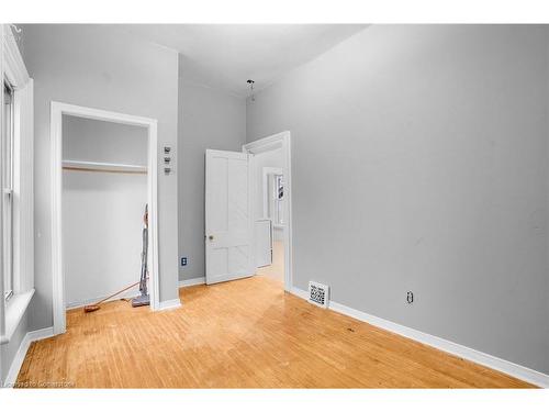 5 Marlborough Street, Brantford, ON - Indoor Photo Showing Other Room