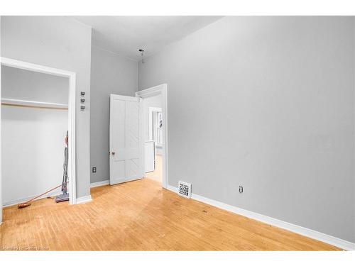 5 Marlborough Street, Brantford, ON - Indoor Photo Showing Other Room