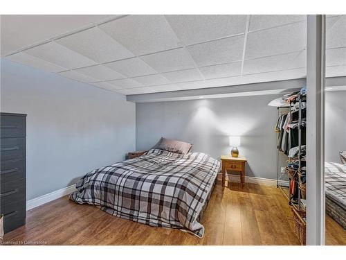 5359 8Th Line, Erin, ON - Indoor Photo Showing Bedroom