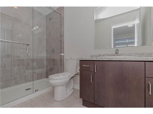 40-142 Foamflower Place, Waterloo, ON - Indoor Photo Showing Bathroom