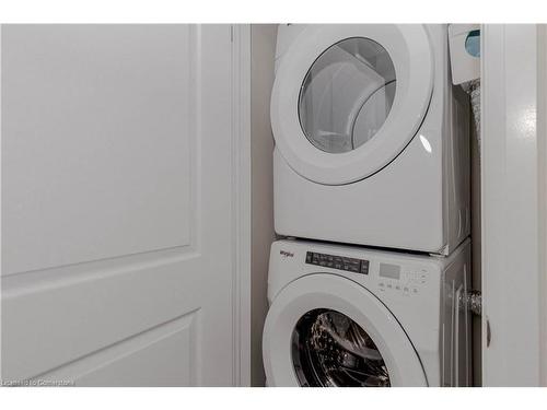 40-142 Foamflower Place, Waterloo, ON - Indoor Photo Showing Laundry Room