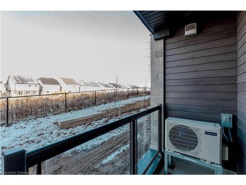 40-142 Foamflower Place, Waterloo, ON - Outdoor With Balcony With Exterior