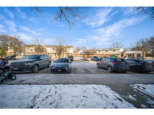 53-40 Imperial Road N, Guelph, ON - Outdoor