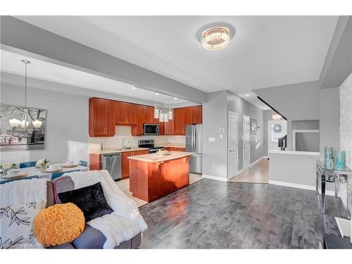 158 Kinsman Drive, Binbrook, ON - Indoor Photo Showing Kitchen