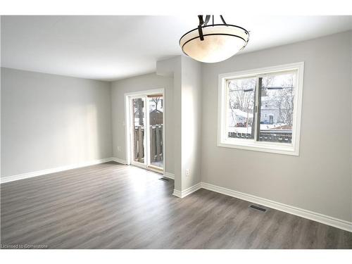 16 Nelson Trail, Welland, ON - Indoor Photo Showing Other Room